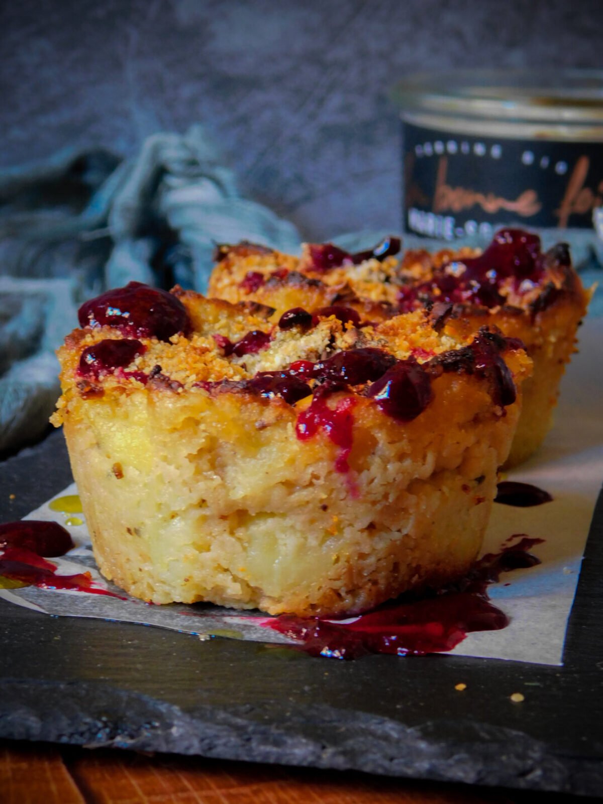 Panier de pommes de terre à la Bonne Foi et au coulis de baies